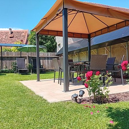 Gaestehaus Ferk - Fruehstueckspension, Bed & Breakfast Bad Radkersburg Esterno foto