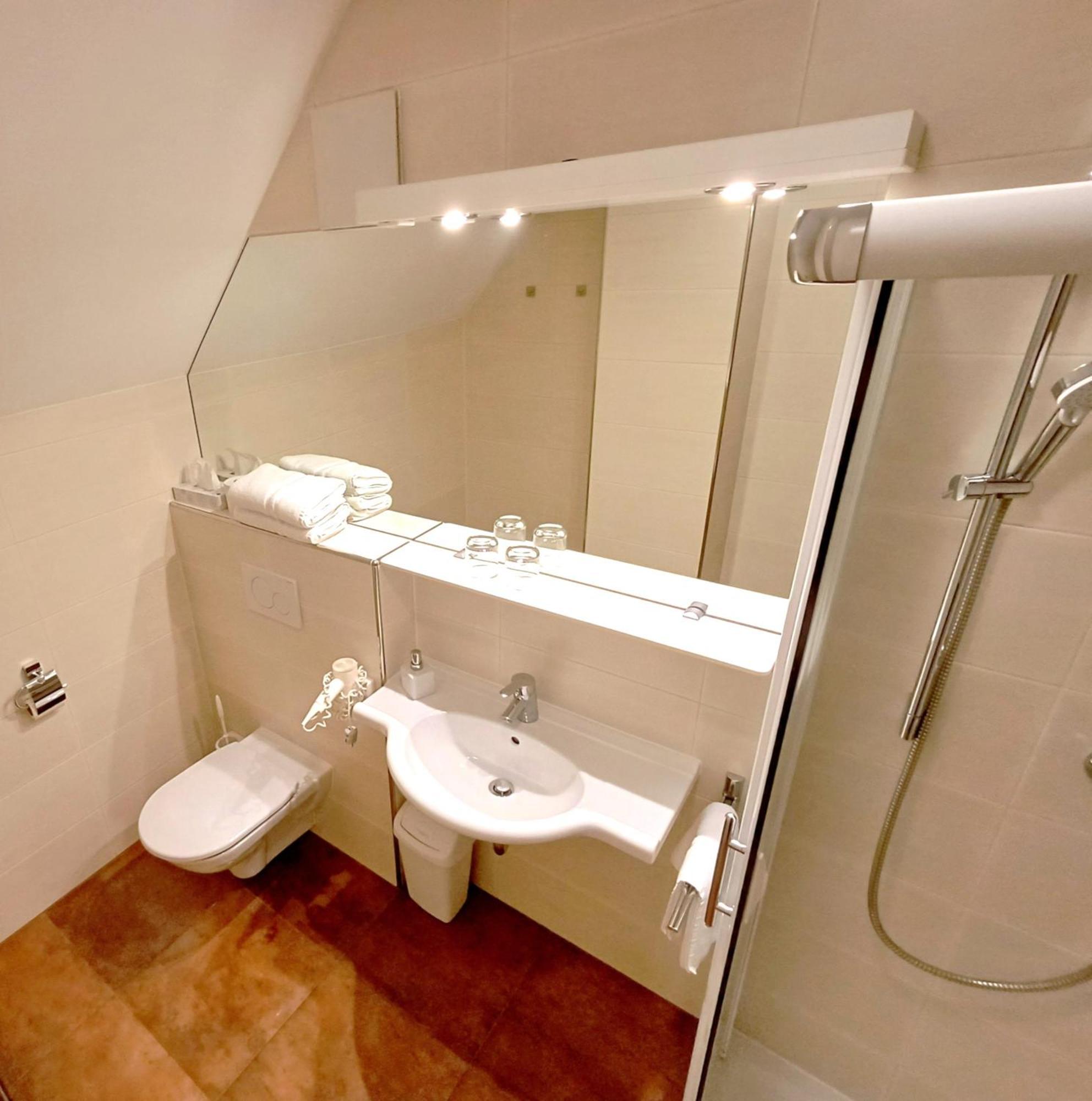 Gaestehaus Ferk - Fruehstueckspension, Bed & Breakfast Bad Radkersburg Esterno foto
